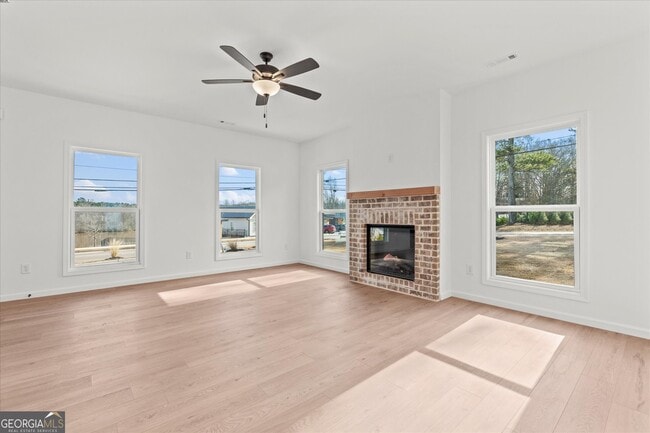 Photo - 103 Carroll Cir