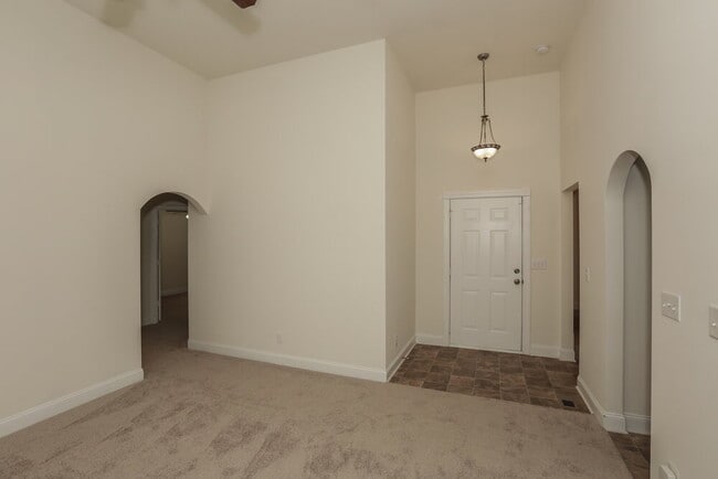 Photo - 2557 Paddle Pl NW