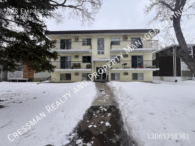 Building Photo - 1 bed, 1 bath APARTMENT located in Rosemont, Regina, SK. Unit 4