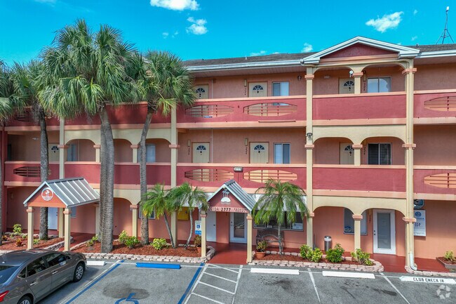 Photo - The Villas of Somerset