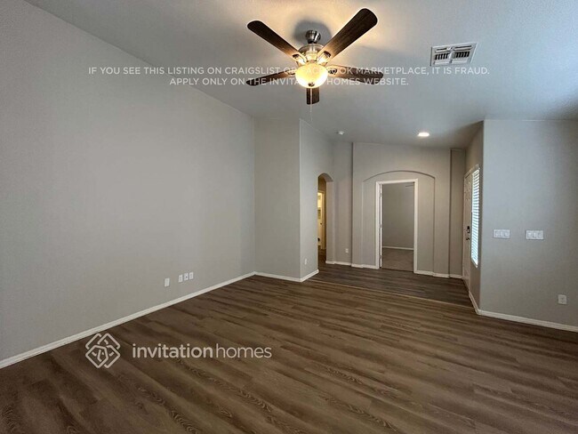 43 N 123rd Dr