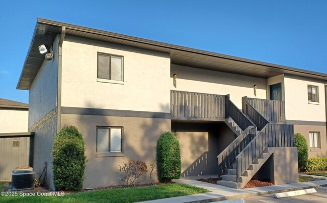 Building Photo - 1802 University Ln Unit 208 Rental