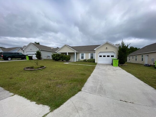 Photo - 206 Red Carnation Dr