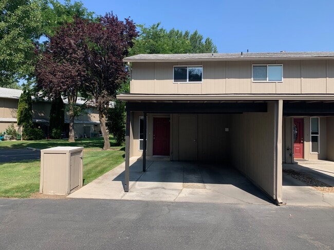 Photo - 248 Eagle Glen Ln Townhome