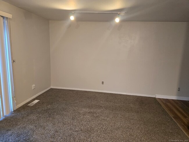 Photo - 30 Glenview Dr Unit 30