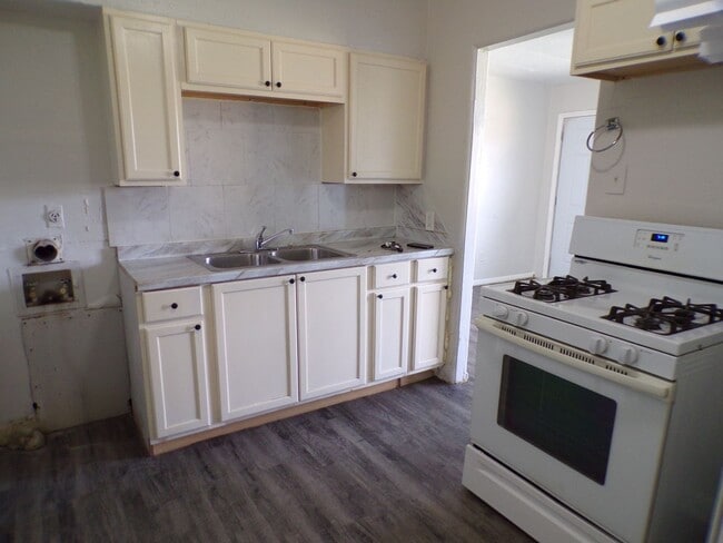 Photo - 2317 NW Bell Ave