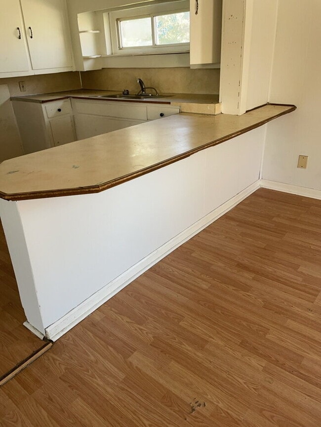 Photo - 117 Lewis St