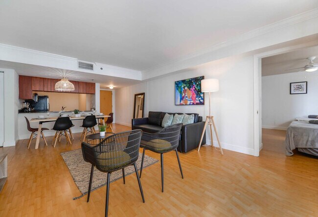 Photo - 1 SE 12th St Unidad SI FL16-ID1022188P