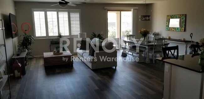 Photo - 1803 E Grove St