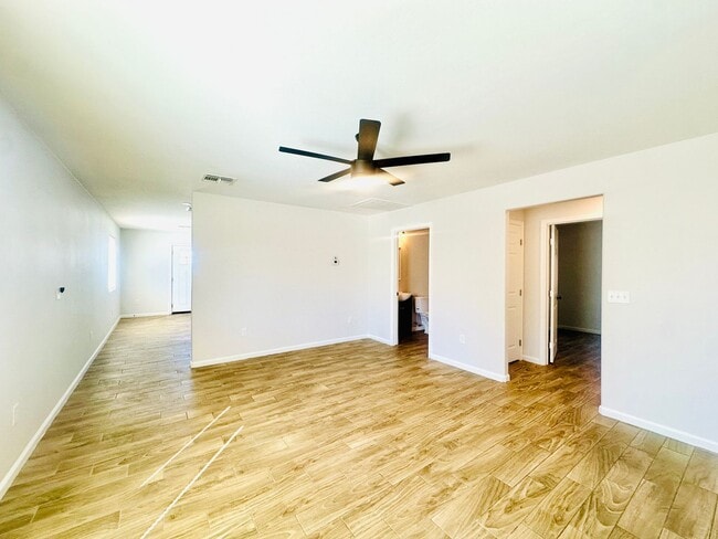 Photo - 22nd340 Unit 340-1