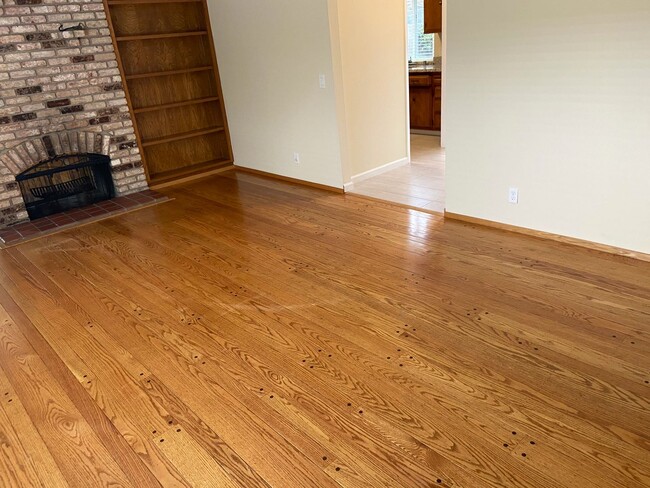 Photo - Spacious Duplex in Great Mountain View Area!