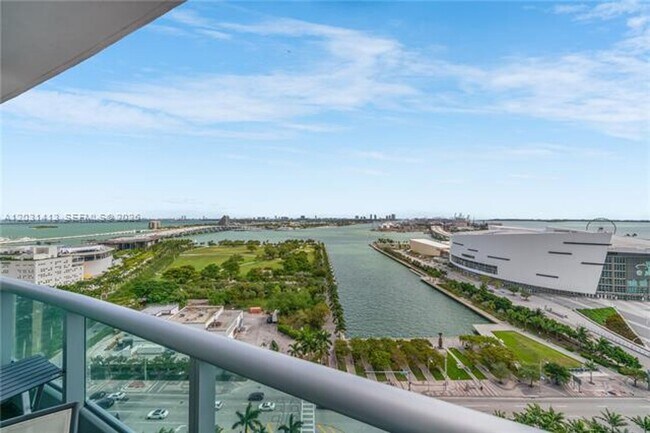 Photo - 900 Biscayne Blvd Unidad 900 Biscayne Blvd # 2101