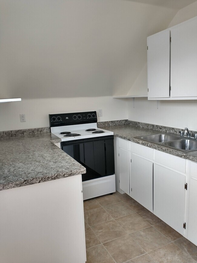 Photo - 302 Maple St Unit 3