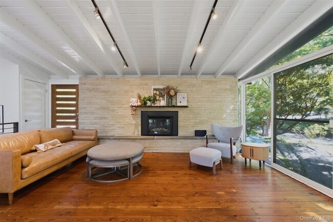 Photo - 28 Mallard Rise