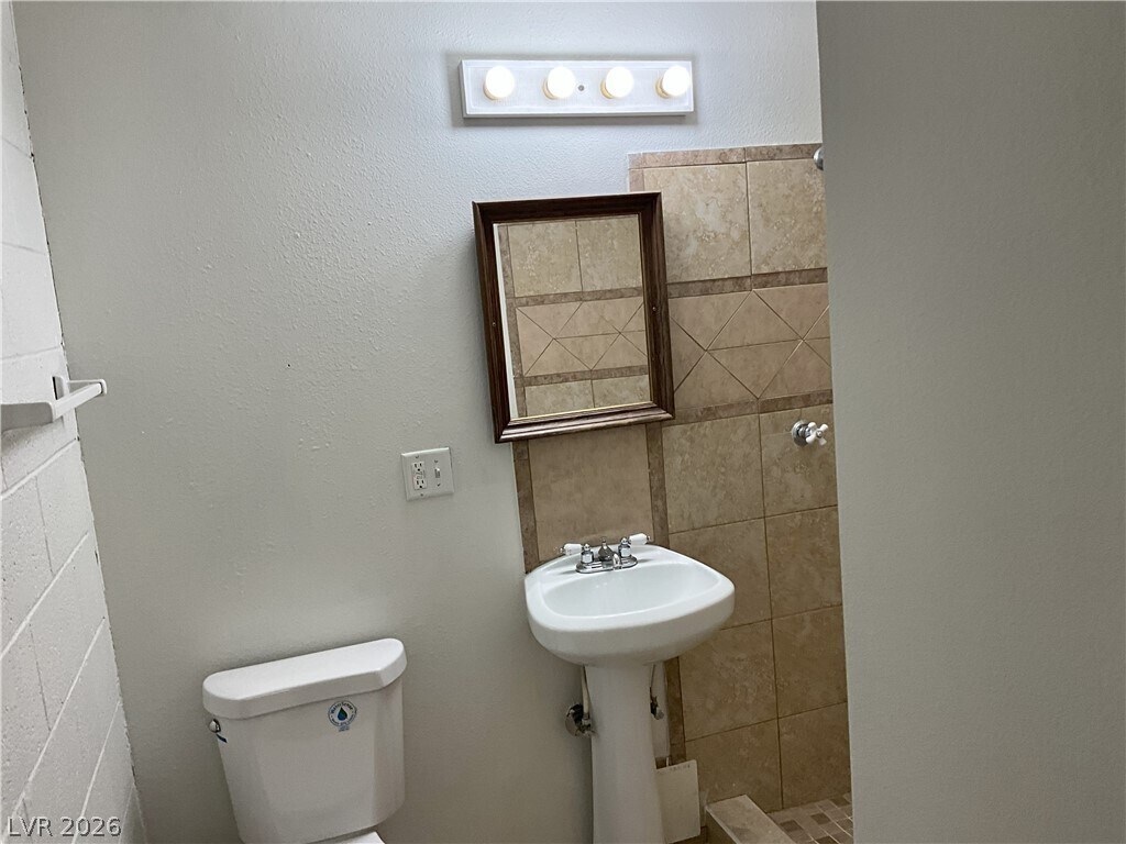 Photo - 3720 Royal Crest St Unit 14