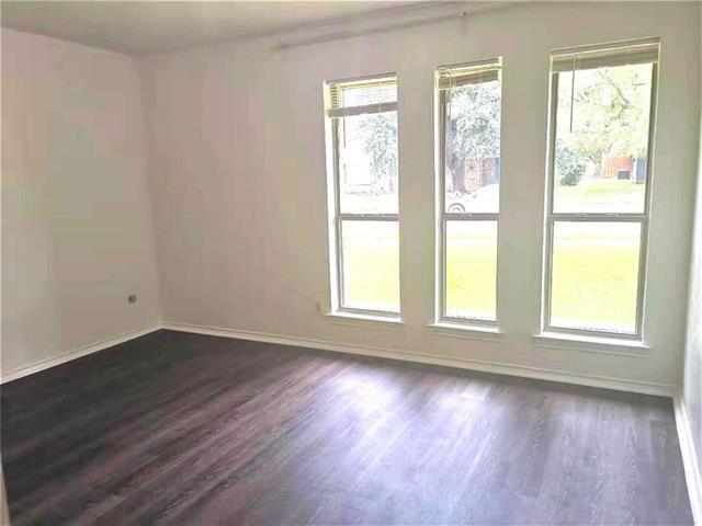 Photo - 2033 Westridge Dr