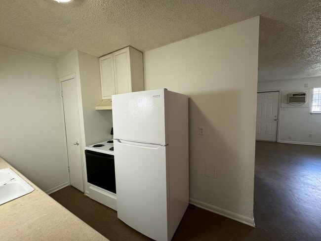 505 Sunset Ln Unit B