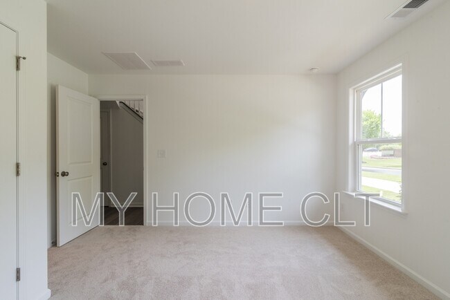 Photo - 1816 Alexander Village Main Dr