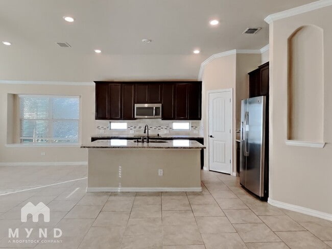 Photo - 16500 White Rock Blvd