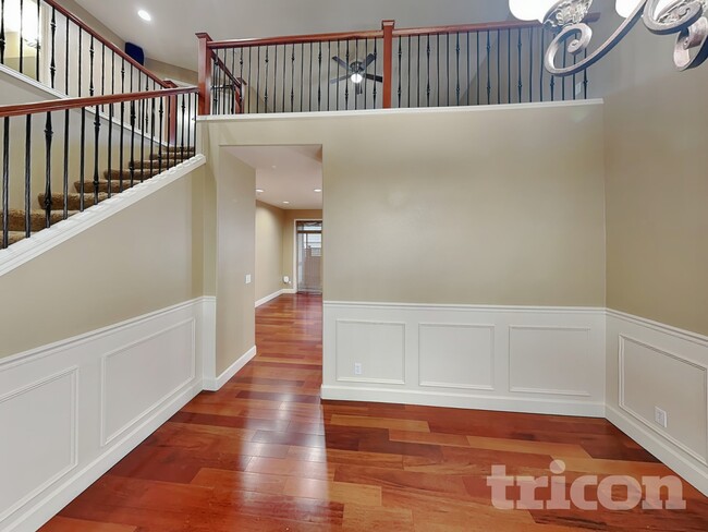 Photo - 29261 SW Charlotte Ln