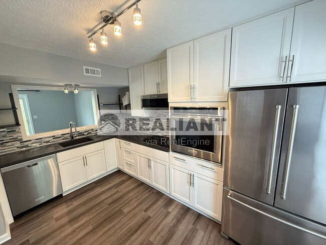 Photo - 6446 Linkview Ct