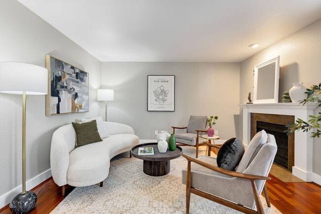 Photo - 8980 Redmond - Woodinville Rd NE Unit 101