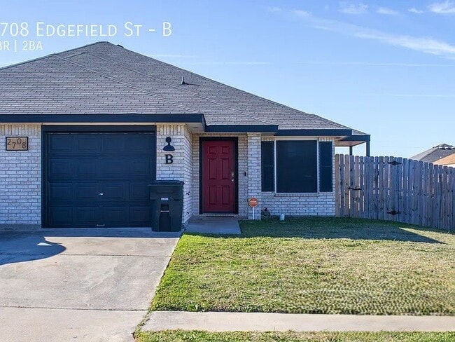 Building Photo - 2708 Edgefield St