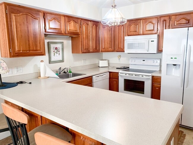 Building Photo - 25 Greenleaves Dr Unit 508