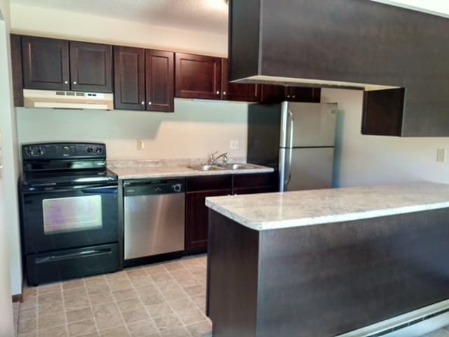 Building Photo - 175 N Twin Oaks Ter Unit 175
