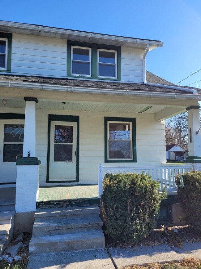Building Photo - Semi in Newmanstown Rental