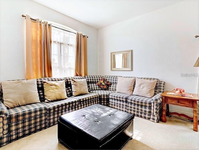 Photo - 153 Vizcay Way