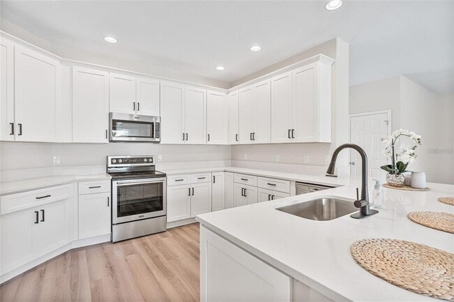 Photo - 3333 Atmore Terrace