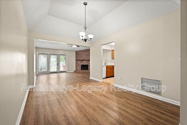 Photo - 3956 Hollows Dr