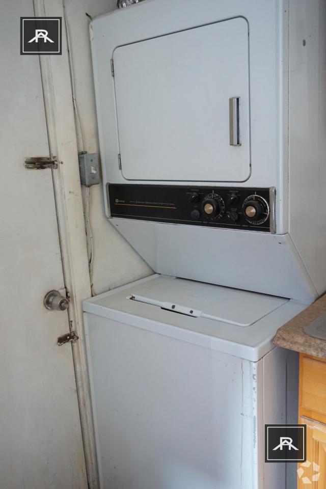 Building Photo - 4 bedroom in Allston MA 02134 Unit 3 Rental