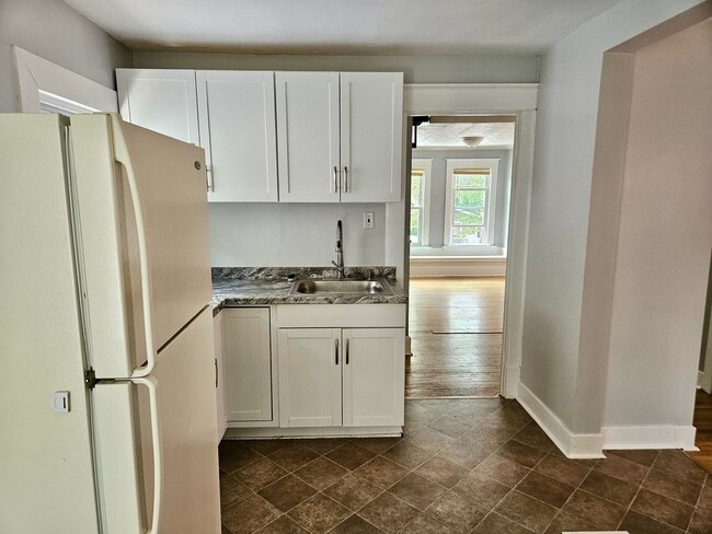Photo - Second Floor 2 BED/1 BATH Apartment Unit APT 2