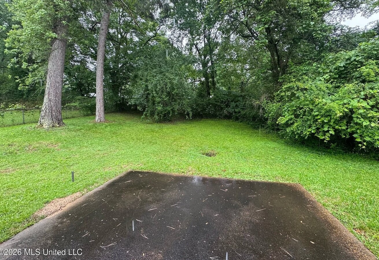 Photo - 1319 Dorgan St