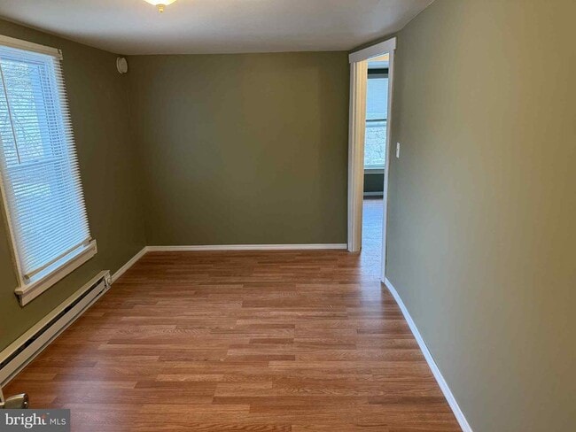 Photo - 1407 E Norwegian St