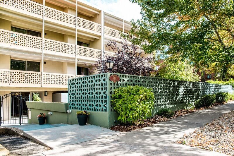 Photo - Emerson Gardens Apartments