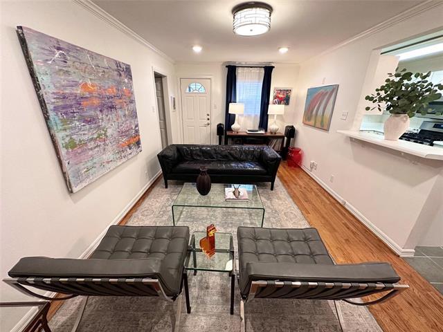 Photo - 4222 Newton Ave Unit 103