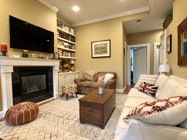 Photo - 408 Columbus Ave Unit 3