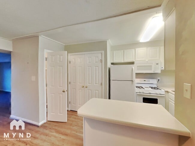 Photo - 4705 Blue Bird Ct