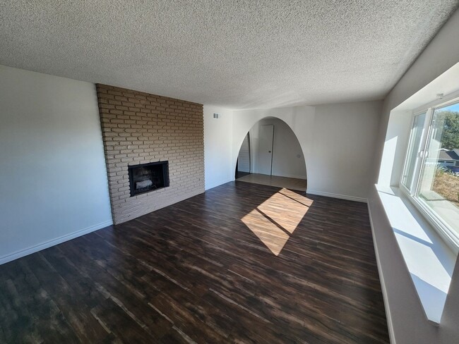 Photo - Beautiful Newly Renovated 3 Bedroom 2 Bath...