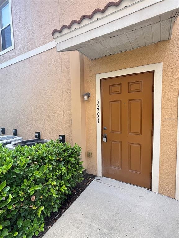Building Photo - 3491 Parkridge Cir Unit 16-201