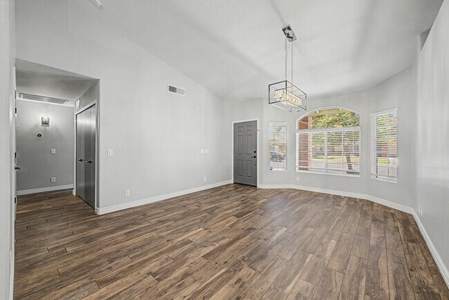 Photo - 2866 E Toledo Ct