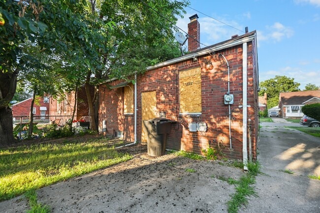 Photo - 9227 Prest St