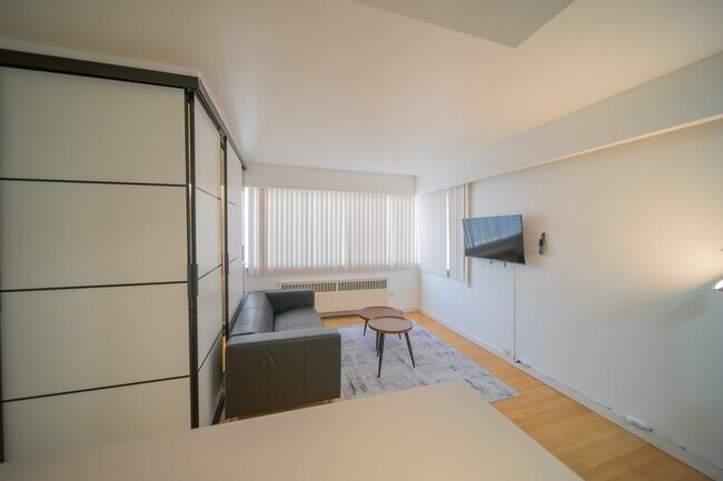 Photo - 1925 Nelson St Unit 107