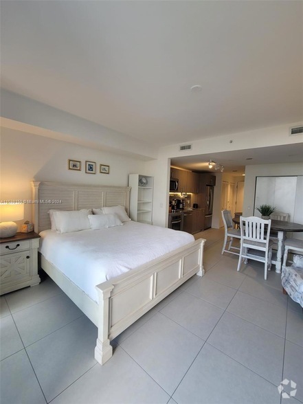 Building Photo - 5350 NW 84th Ave Unit 1116 Rental