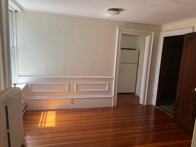 Photo - 813 E Broadway
