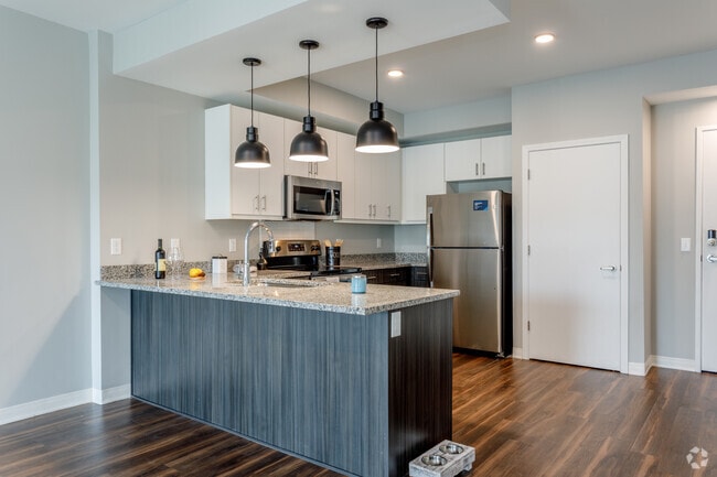 1HAB, 1BA - Brookside