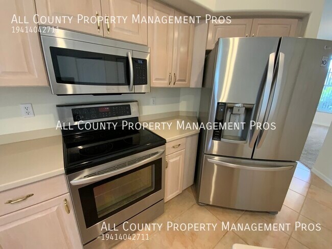 Photo - 5112 Far Oak Cir